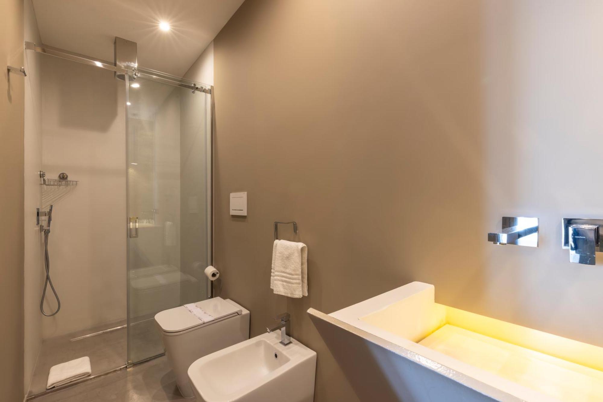 Milestone (Adults Only) Bed & Breakfast Quartu Sant'Elena Exterior photo